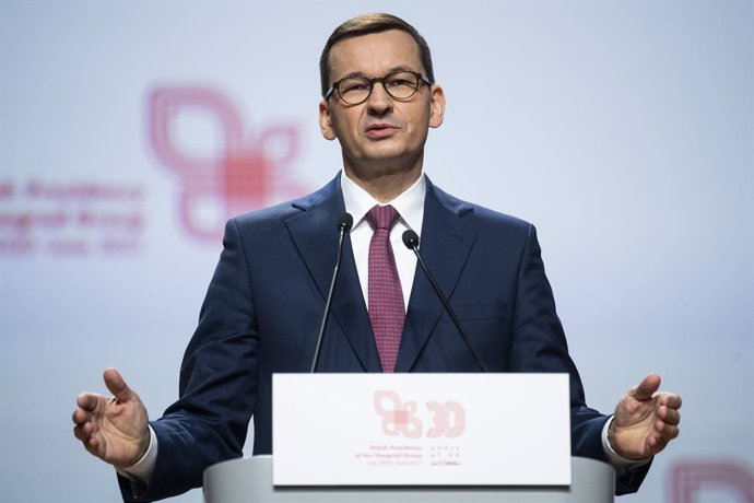 17 February 2021, Poland, Krakow: Mateusz Morawiecki, Polish Prime Minister, speaks during a joint press conference after a meeting with the Visegrad cooperation (V4 group) leaders during the 30th anniversary of Visegrad cooperation at Wawel Castle. Pho