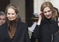 Zarzuela se desvincula de la vacunación de las infantas y dice que los reyes y sus hijas lo harán cuando toque