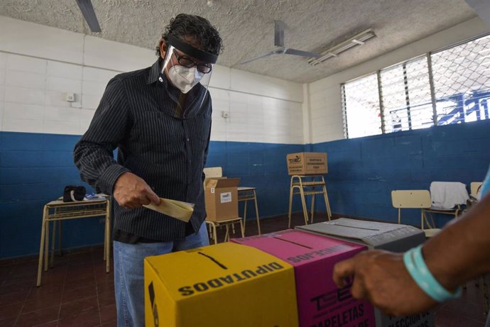 Imagen de las elecciones legislativas de El Salvador.