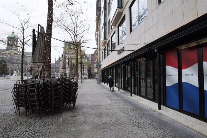 Archivo - Confinamiento en la capital de Países Bajos, Ámsterdam, a causa de la pandemia de coronavirus