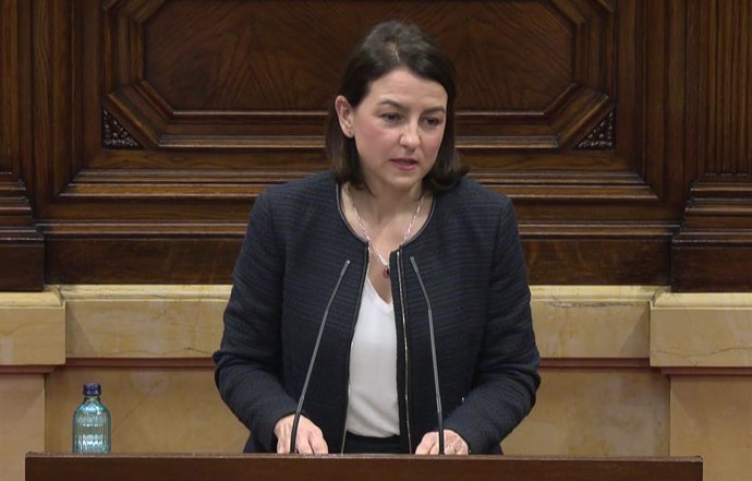 Eva Granados (PSC) en la Diputación Permanente del Parlament.