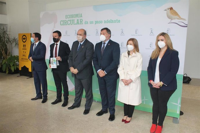 C-LM presenta su estrategia de Economía Circular basada en 6 grandes líneas, 21 ejes y 48 medidas