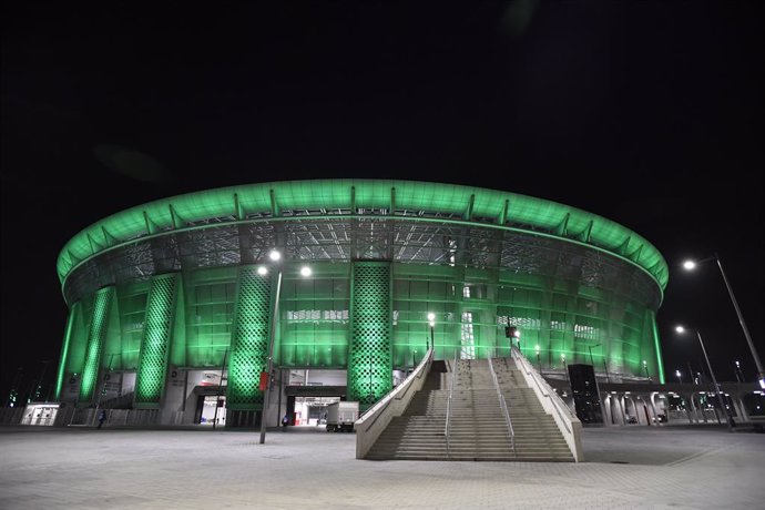 24 February 2021, Hungary, Budapest: A general view of the Puskas Arena before the start of the UEFAChampions League round of 16, first leg soccer match between Borussia Moenchengladbach and Manchester City. Photo: Marton Monus/dpa