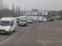 La caravana de protesta de los vendedores ambulantes de Córdoba.