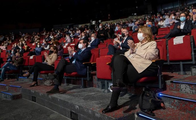 La vicesecretaria de Sectorial del PP, Elvira Rodríguez, asiste al 28 Congreso federal de UGT-FICA. En Madrid, a 3 de marzo de 2021.