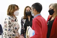 Susana Díaz exige a la Junta que garantice la apertura "real e inmediata" de centros de salud