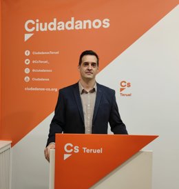 El portavoz de lCs en la DPT, Ramón Fuertes