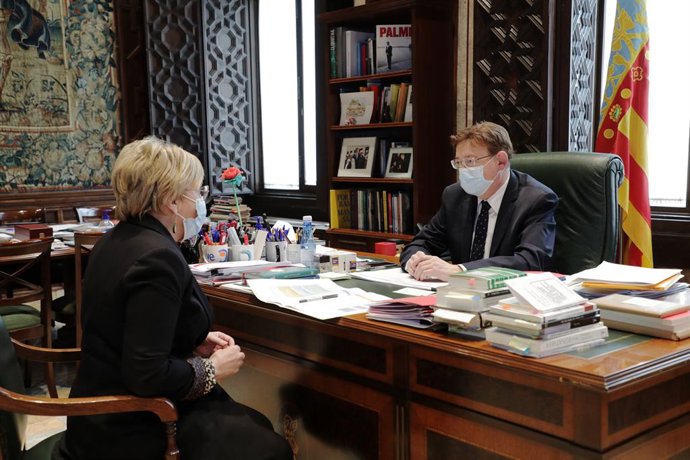 Puig se réune con Barceló