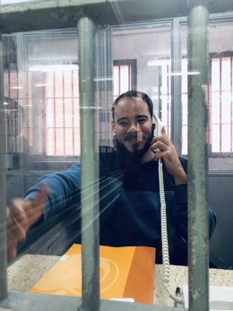 Imagen de Pablo Hasel dentro de la cárcel de Lleida publicada por el diputado de la CUP en el Congreso Albert Botran.