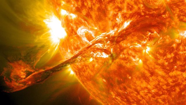 Archivo - Eyección de masa coronal solar