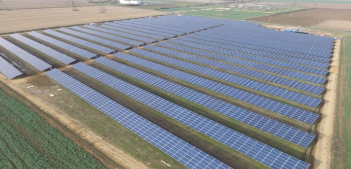 Parque fotovoltaico instalado por la empresa ciudadrealeña I+D Energías