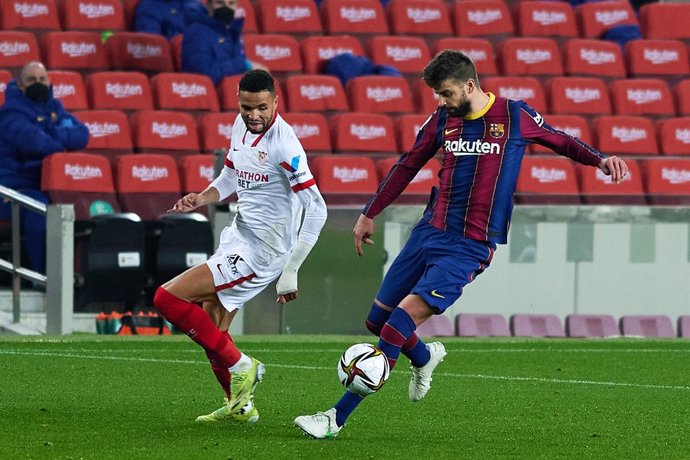 03 March 2021, Spain, Barcelona: Barcelona's Gerard Pique in action during the Spanish Copa del Rey (King's Cup) semi-final 2nd leg soccer match between FC Barcelona and Sevilla FC at Camp Nou. Photo: Gerard Franco/DAX via ZUMA Wire/dpa