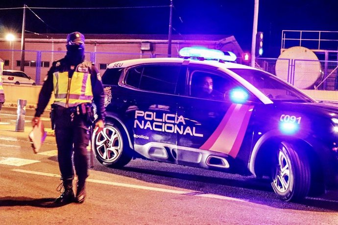 Nota De Prensa: "La Policía Nacional Descubre Una Casa De Citas Donde Se Ejercía La Prostitución De Manera Clandestina Sin Respetar Las Medidas Sanitarias En Horario De Restricción Nocturna"