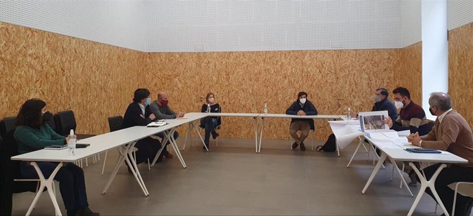 El concejal del área, Adrián Santos Pérez, abre un canal de comunicación directa con las asociaciones del sector