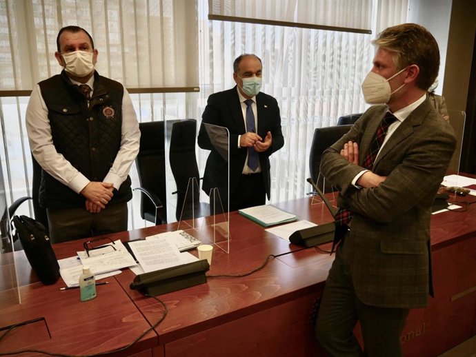 Imagen de la comisión de Política Territorial, Medio Ambiente, Agricultura y Agua de la Asamblea Regional.