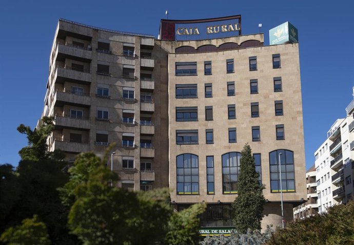 Archivo - Sede central de Caja Rural de Salamanca.
