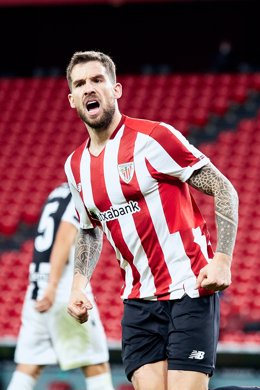 Inigo Martinez of Athletic Club celebrating a goal during the Spanish Copa del Rey football match played between Athletic Club and Levante UD at San Mames stadium on February 11, 2021 in Bilbao, Spain.