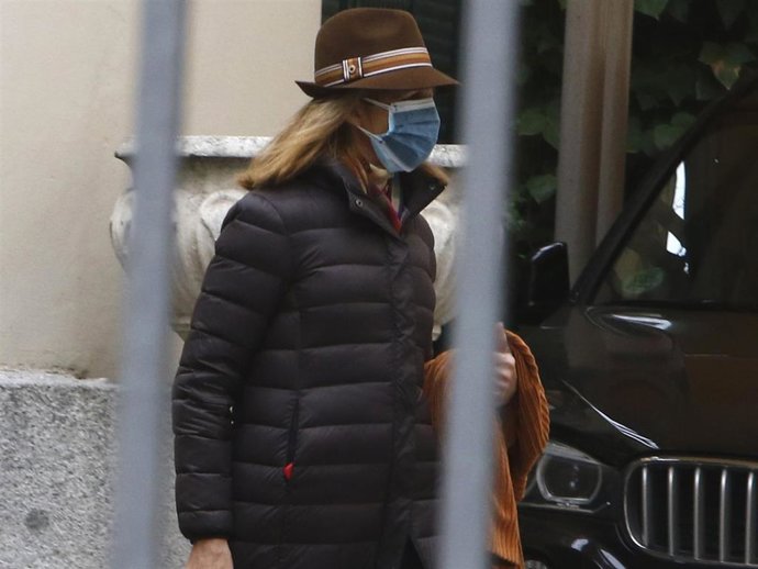 La Infanta Elena continúa con su rutina habitual pese a las críticas