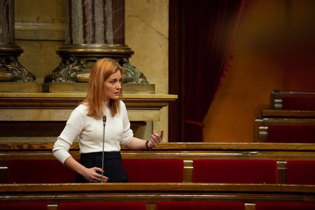 La líder dels comuns al Parlament, Jéssica Albiach, intervé durant la Diputació Permanent del Parlament. Barcelona, Catalunya (Espanya), 24 de febrer del 2021.