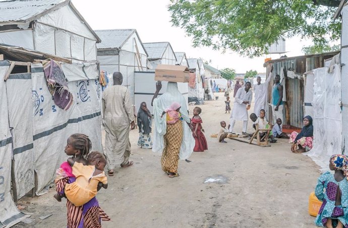 Archivo - Desplazados por la violencia en Maiduguri (Nigeria)