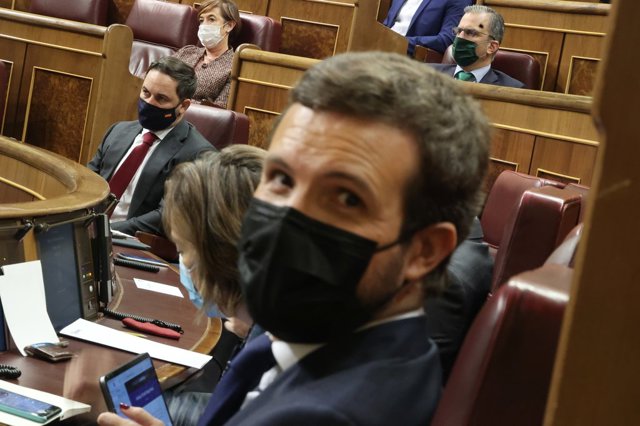 Santiago Abascal y Pablo Casado