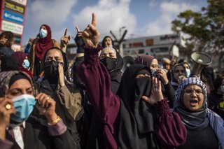 Manifestación la ciudad israelí de Um Al Fahm por la creciente inseguridad en los barrios árabes.