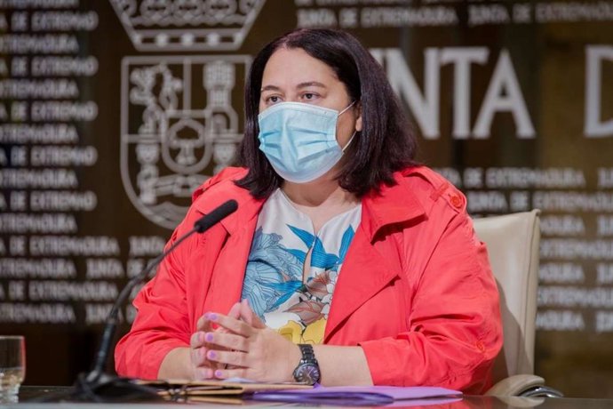 Archivo - La consejera de Agricultura, Desarrollo Rural, Población y Territorio, Begoña García Bernal