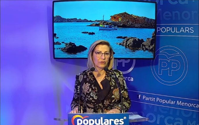 La reelegida presidenta del PP de Menorca, Misericordia Sugrañes.