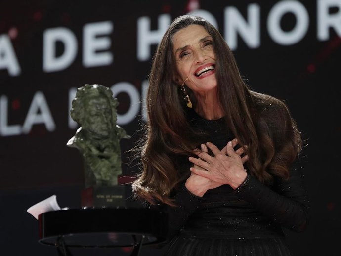 ÁNGELA MOLINA RECIBE EL GOYA DE HONOR 2021