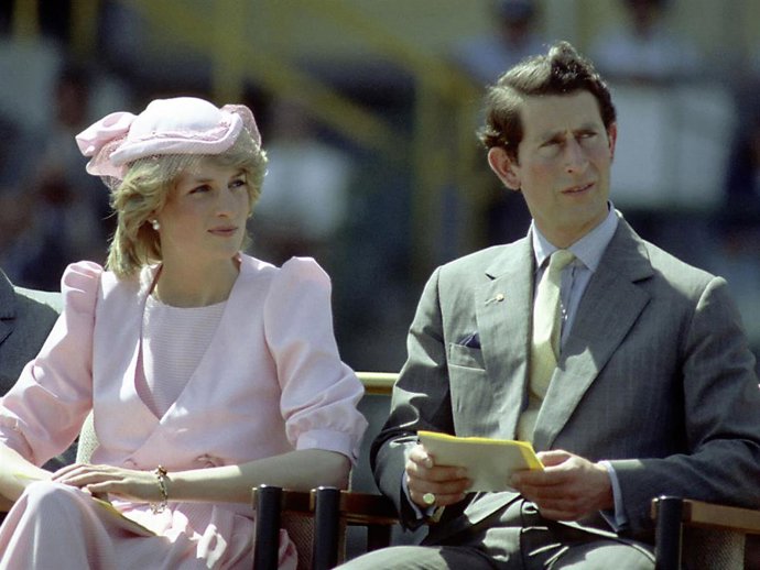 LADY DI Y EL PRÍNCIPE CARLOS