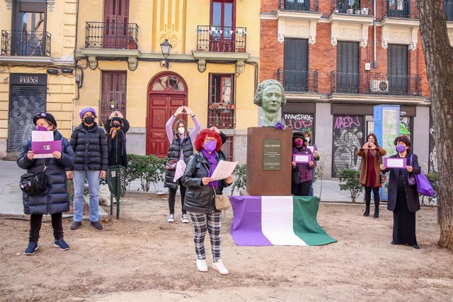 El Movimiento Feminista de Madrid en una acción a favor de la abolición de la prostitución