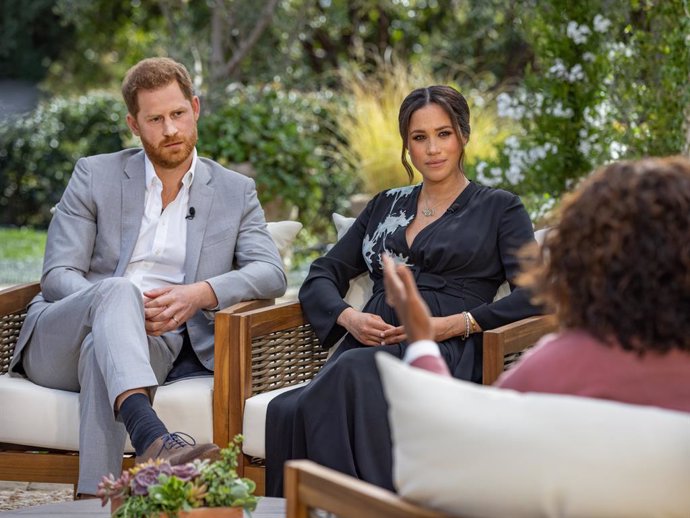 HANDOUT - 04 March 2021, ---: An Undated picture provided by Harpo Productions shows Prince Harry Duke of Sussex, and his wife Meghan, Duchess of Sussex, during their interview with Oprah Winfrey. Photo: Joe Pugliese/Harpo Productions via PA Media/dpa -