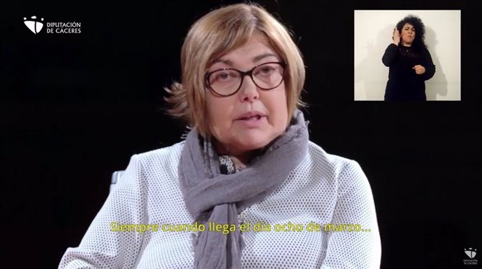 La presidenta de la Diputación de Cáceres, Rosario Cordero, fallecida el pasado diciemrbre,  en un momento del vídeo que grabó para la campaña del 8M de 2019