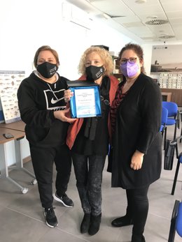 La almeriense Angustias Quero Ruiz, administrativa de la Organización de Productores Pesqueros de Almería OPP-71, premiada por Andmupes.