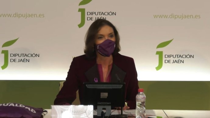 La ministra de Industria, Comercio y Turismo, Reyes Maroto.
