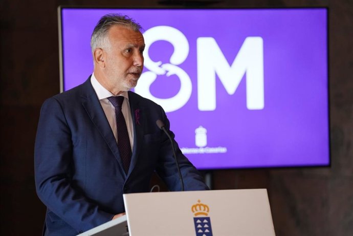 El presidente de Canarias, Ángel Víctor Torres, en el acto institucional por el 'Día Internacional de la Mujer'