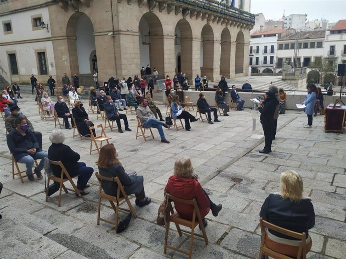 Acto del 8M celebrado por el Ayuntamiento de Cáceres en el Foro de los Balbos