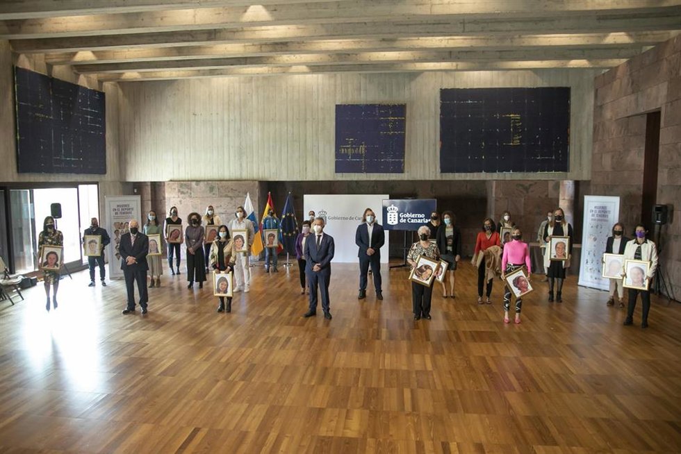 Acto de reconocimiento del Gobierno de Canarias a mujeres deportistas de Tenerife