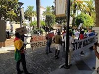 La Comisión Europea investigará las condiciones en asentamientos de temporeros en Almería y Huelva a petición de IU