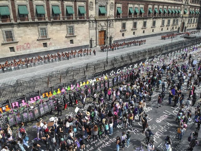 AMP.- México.- Más de 80 heridos en la marcha del 8M en Ciudad de ...