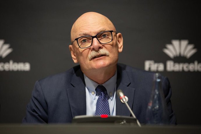 Archivo - El consejero delegado de la GSMA, John Hoffman, en en una imagen de archivo