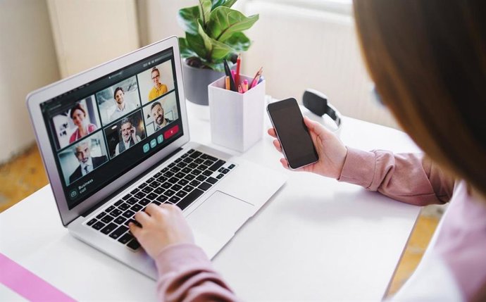 Jornada digital, jornada online., teletrabajo.