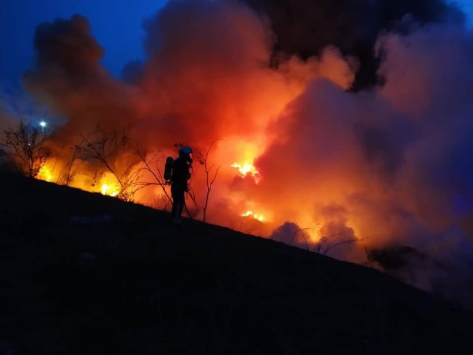 Imagen del incendio en el Cerro de los Palos de Toledo