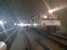 Imagen del túnel del soterramiento con un tren cir