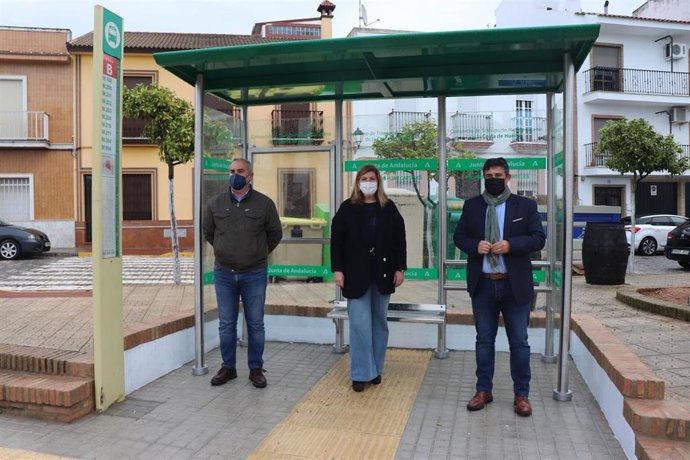 Nueva marquesina en Gibraleón (Huelva).