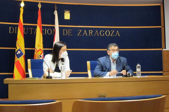 Cristina Palacín y Feliciano Tabuenca presentan la nueva ruta de la red de caminos de Veruela.