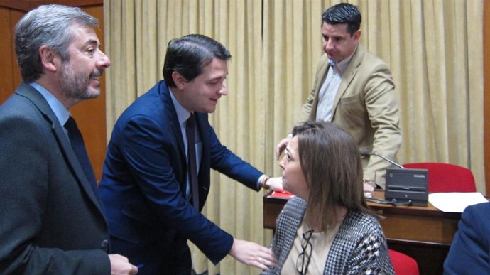 Archivo - José María Bellido con Isabel Ambrosio, Pedro García y Miguel Ángel Torrico, en una imagen de archivo.