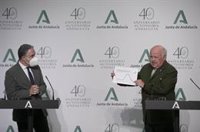 Aguirre defiende que "el beneficio es mayor que el efecto adverso" ante efectos secundarios de la vacuna Astra Zeneca