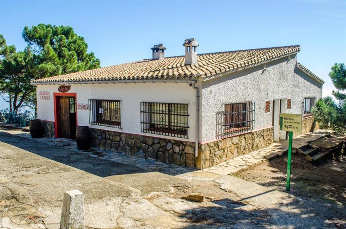 Archivo - Refugio de Peñas Blancas, en Estepona