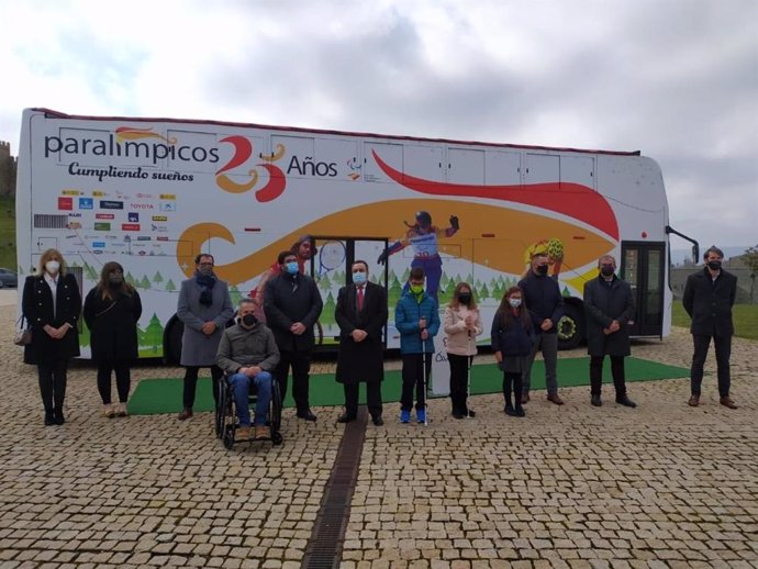 El autobús conmemorativo del Comité Paralímpico Español.